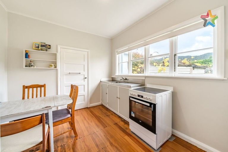 Photo of property in 26 Durham Crescent, Fairfield, Lower Hutt, 5011