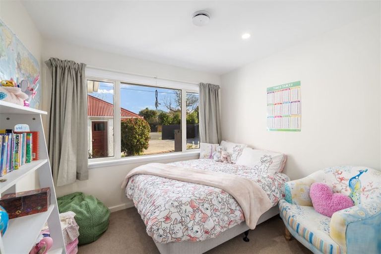 Photo of property in 80 Withells Road, Avonhead, Christchurch, 8042