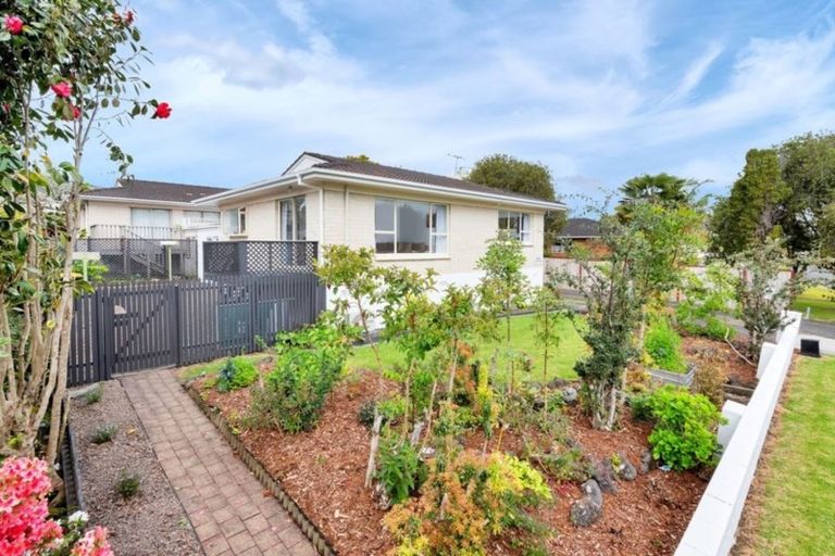 Photo of property in 1/14 Taonui Street, Rosehill, Papakura, 2113