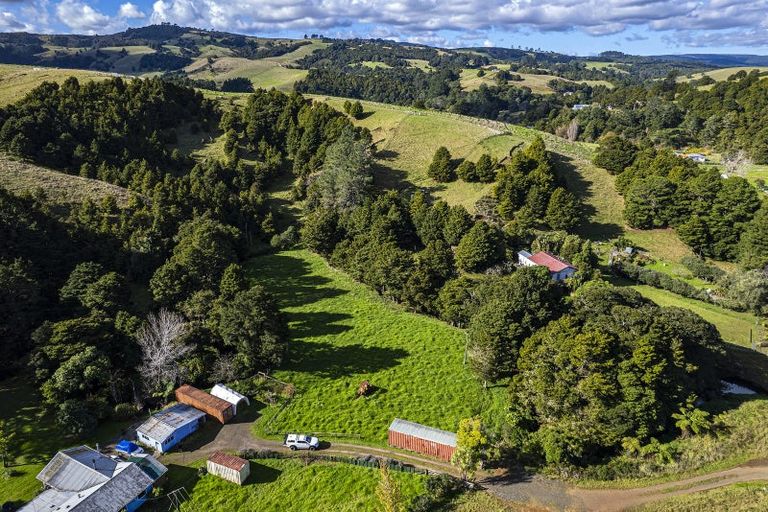 Photo of property in 393 Katui Road, Donnellys Crossing, Dargaville, 0379