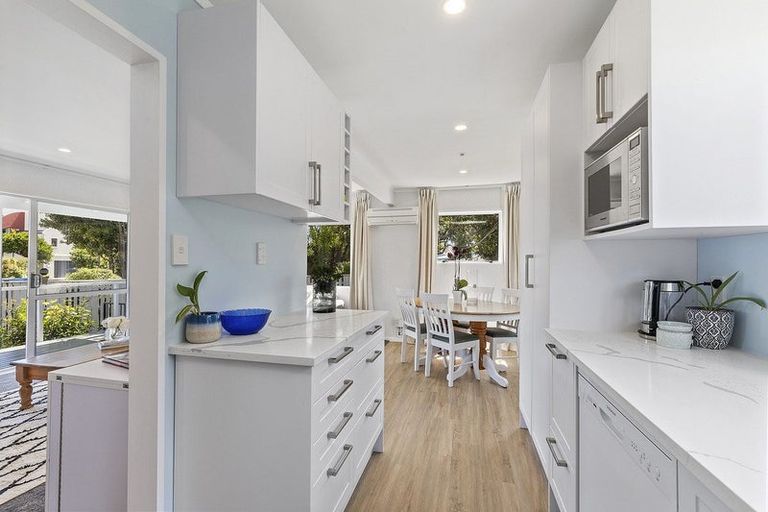 Photo of property in 35 James Cook Drive, Whitby, Porirua, 5024