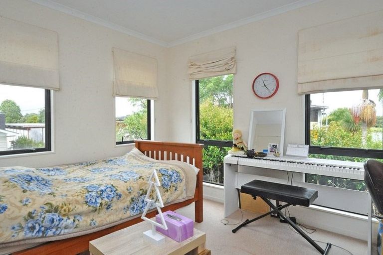Photo of property in 27c Challinor Street, Pakuranga, Auckland, 2010