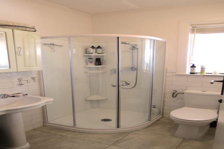 Photo of property in 956 Oneriri Road, Kaiwaka, 0573