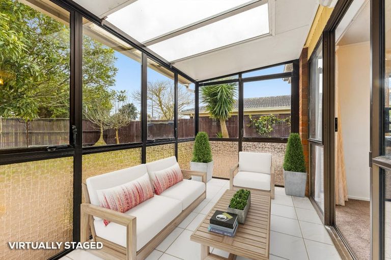 Photo of property in 86 Carnoustie Drive, Wattle Downs, Auckland, 2103