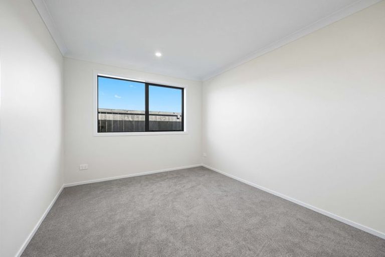 Photo of property in 9 Halo Green, Peacocke, Hamilton, 3206