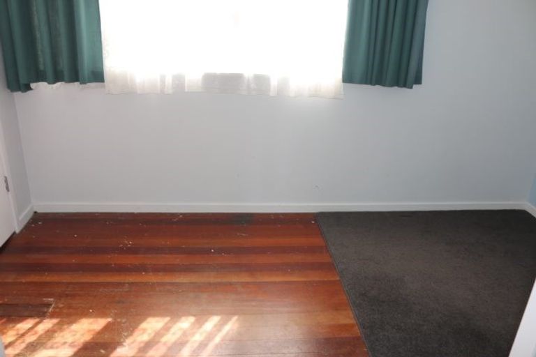 Photo of property in 16 Wellesley Street, Feilding, 4702