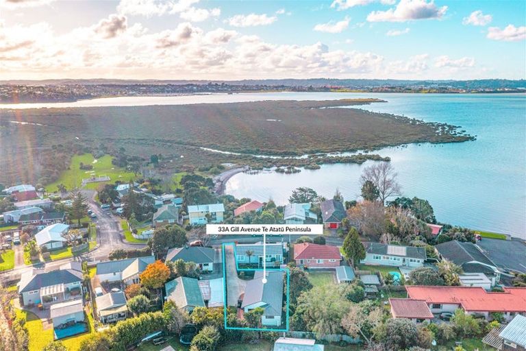Photo of property in 33a Gill Avenue, Te Atatu Peninsula, Auckland, 0610