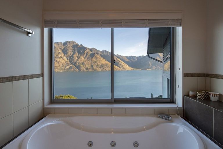 Photo of property in 36 Corsican Drive, Ben Lomond, Queenstown, 9371