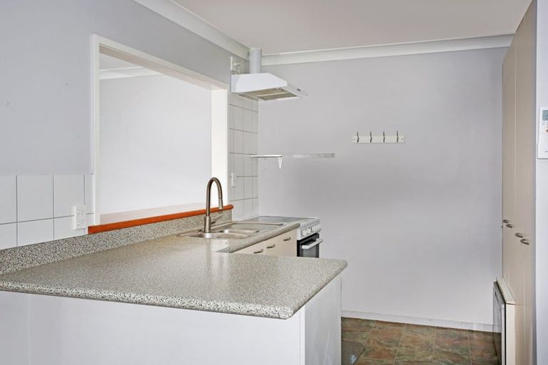 Photo of property in 73a Sandspit Road, Waiuku, 2123