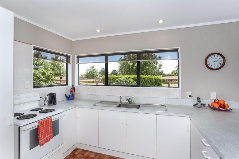 Photo of property in 382 Kingseat Road, Kingseat, Pukekohe, 2679