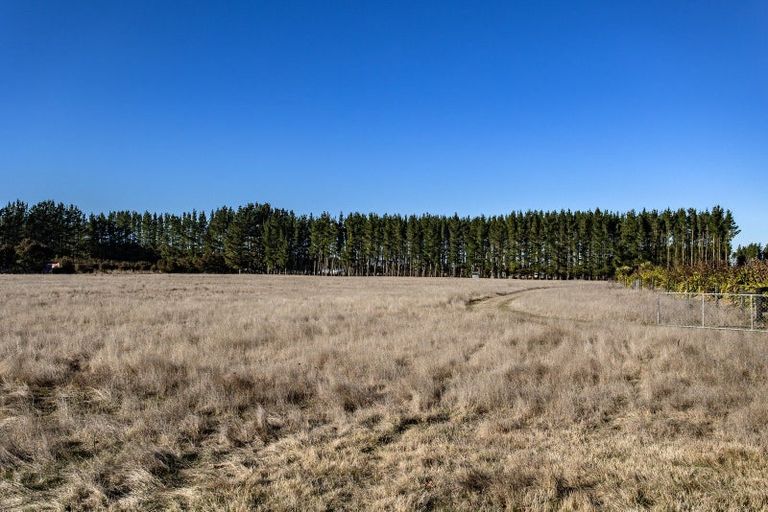 Photo of property in 688 Poyntzs Road, Eyrewell, Rangiora, 7476