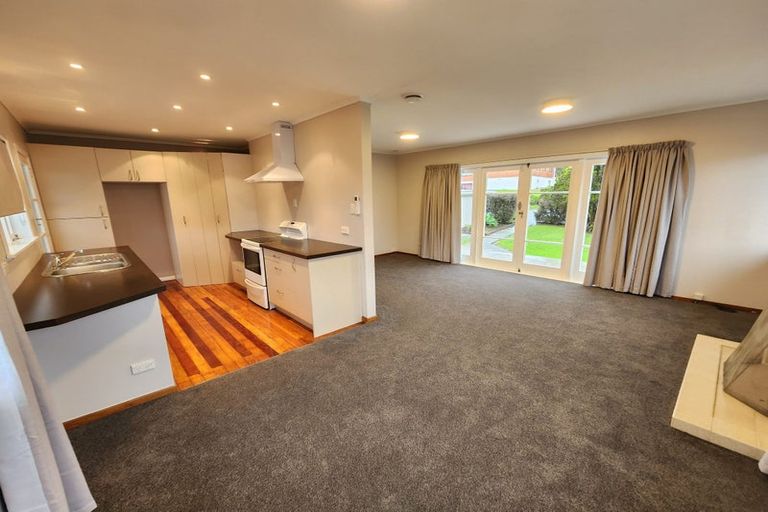 Photo of property in 1/33 Halver Road, Hillpark, Auckland, 2102