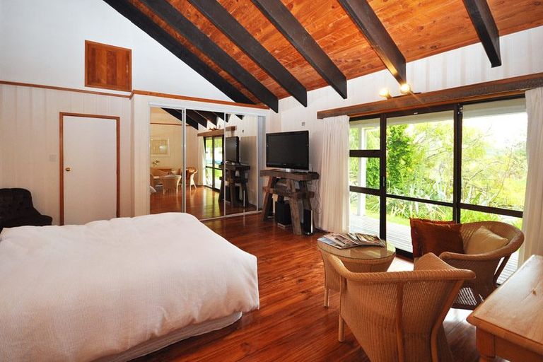 Photo of property in 185 North Road, Clevedon, Papakura, 2582