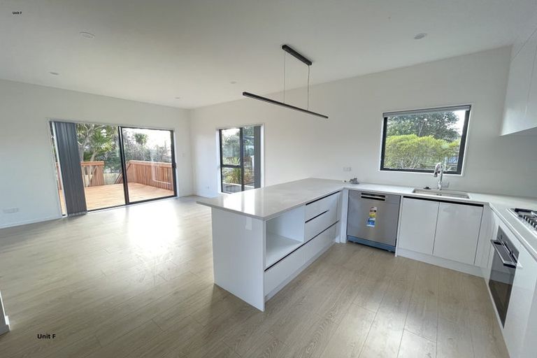 Photo of property in 13a Glendhu Road, Bayview, Auckland, 0629