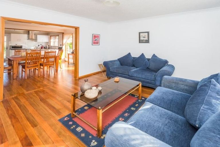 Photo of property in 5 Hurworth Place, College Estate, Whanganui, 4500