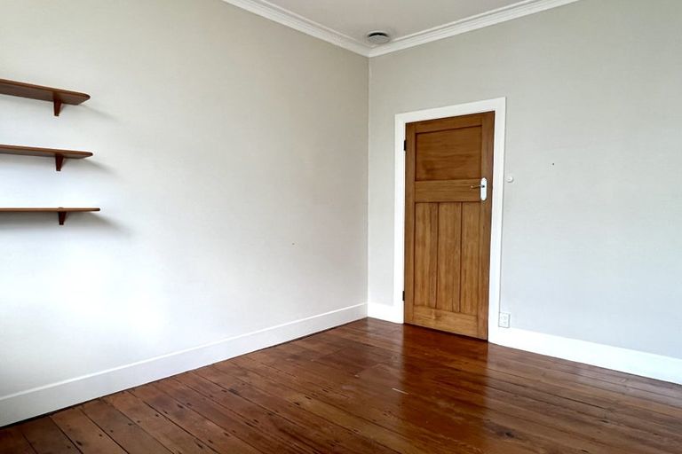 Photo of property in 460 Broadway, Miramar, Wellington, 6022