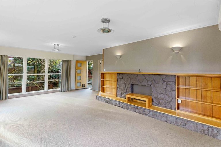 Photo of property in 8 Nimmo Avenue, Waikanae, 5036