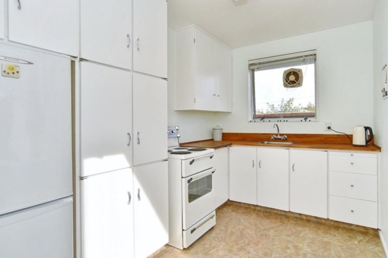 Photo of property in 3/90 Springs Road, Hornby, Christchurch, 8042