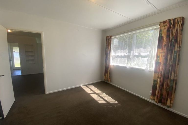 Photo of property in 8 Robinson Avenue, Holdens Bay, Rotorua, 3010