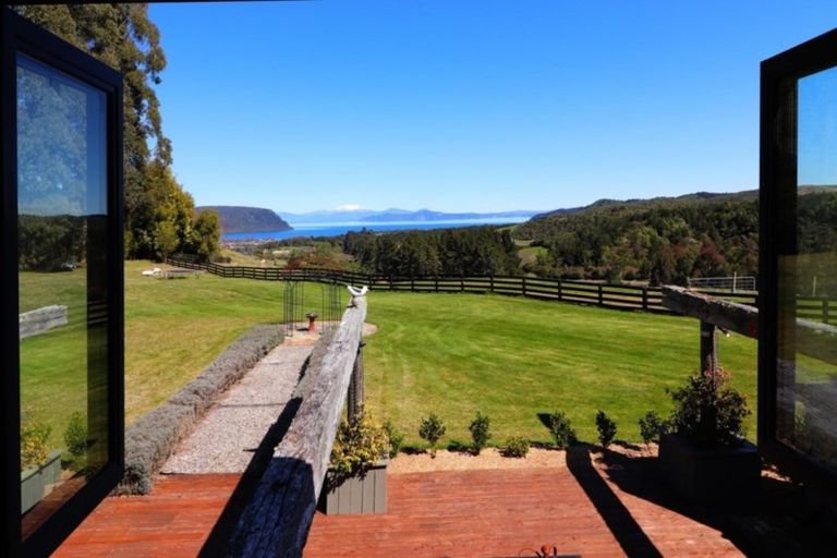 Photo of property in 7/864 Whangamata Road, Kinloch, Taupo, 3377