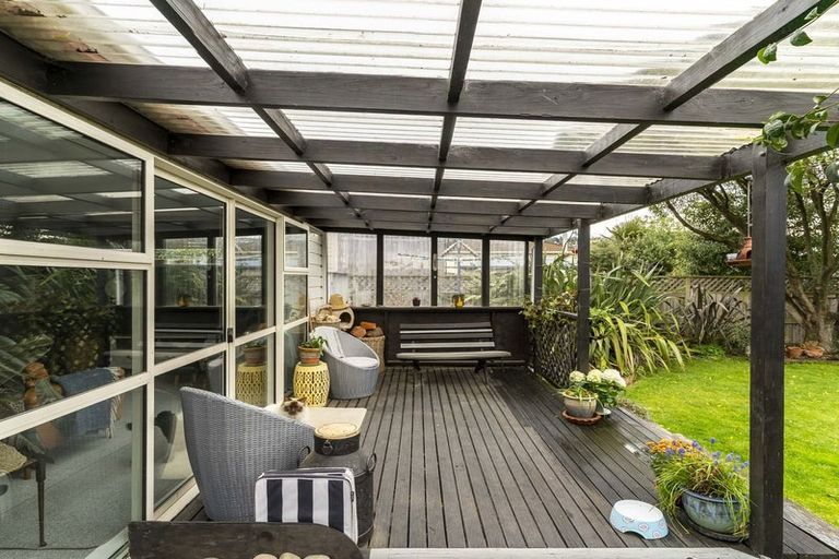 Photo of property in 22 Hargest Crescent, Saint Kilda, Dunedin, 9012