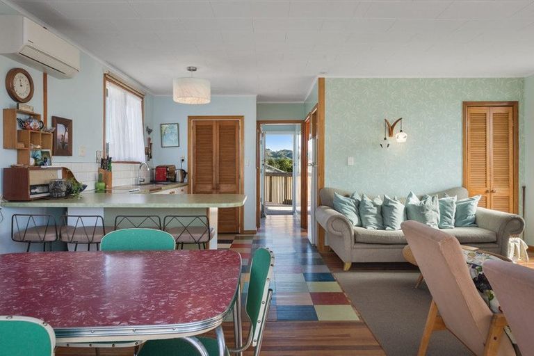 Photo of property in 262 Seaforth Road, Waihi Beach, 3611