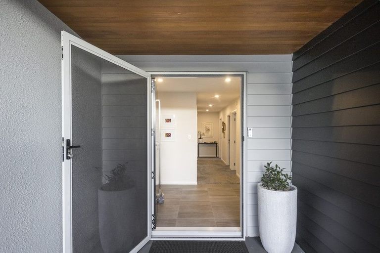 Photo of property in 76a Stanley Avenue, Palmerston North, 4414