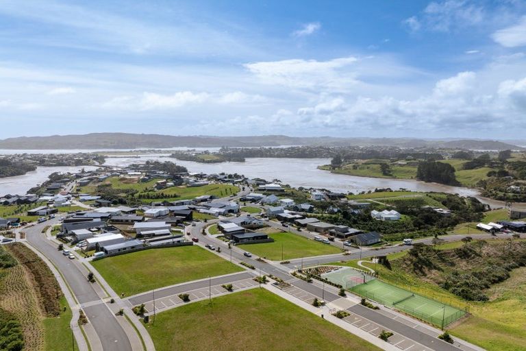 Photo of property in 19 Tunarau Street, Raglan, 3225