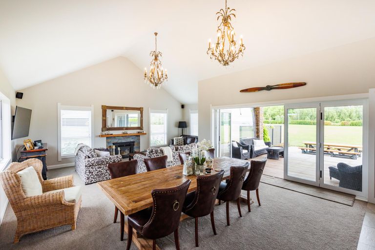 Photo of property in 167 Oroua Road, Kairanga, Palmerston North, 4475