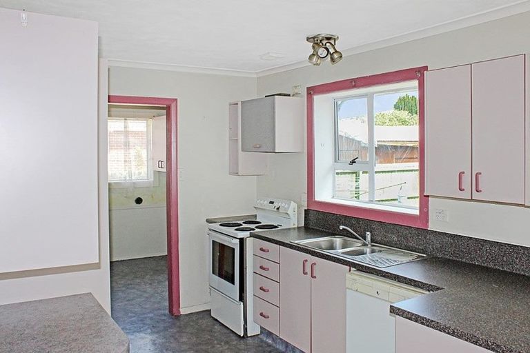 Photo of property in 65 Appleby Crescent, Burnside, Christchurch, 8053