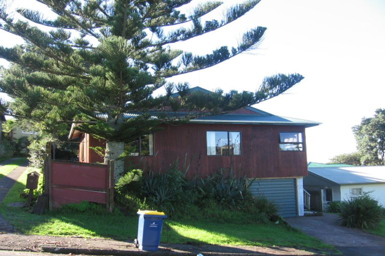 Photo of property in 10 Tagor Street, Glen Eden, Auckland, 0602