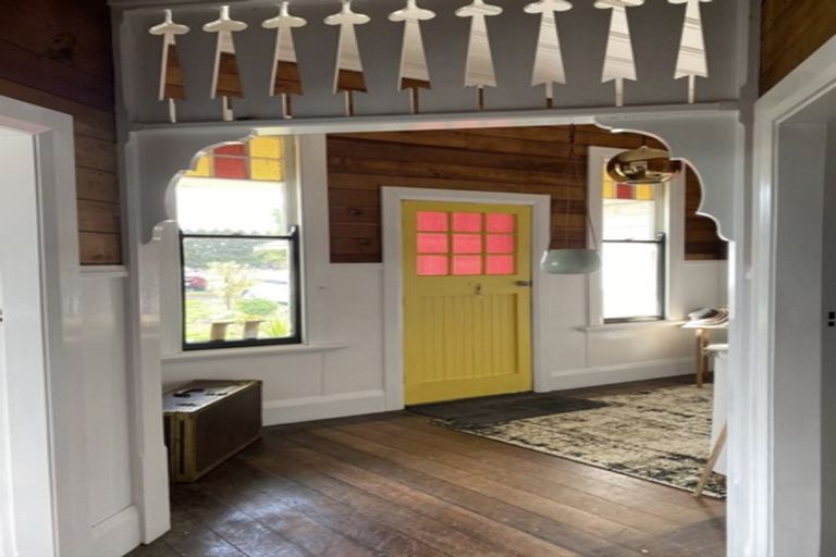 Photo of property in 11 Glentworth Street, Eltham, 4322