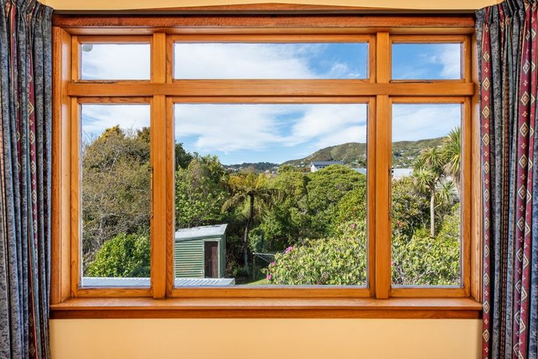 Photo of property in 65 Friend Street, Karori, Wellington, 6012