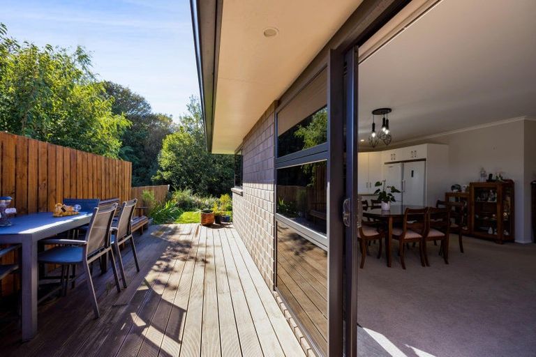 Photo of property in 50 Oberon Street, Stratford, 4332