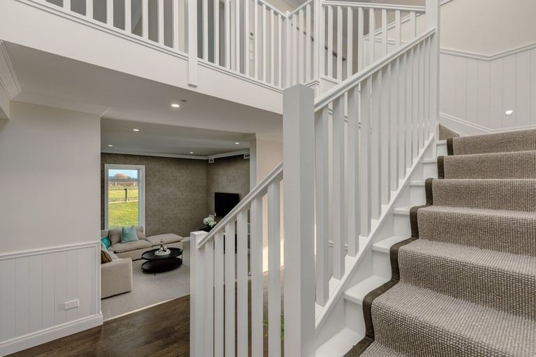 Photo of property in 4 Sunline Drive, Leamington, Cambridge, 3432