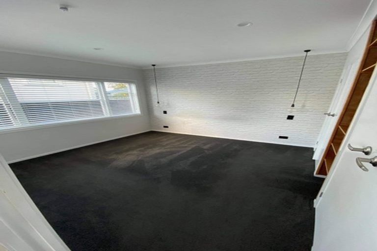 Photo of property in 224 Shakespeare Street, Leamington, Cambridge, 3432