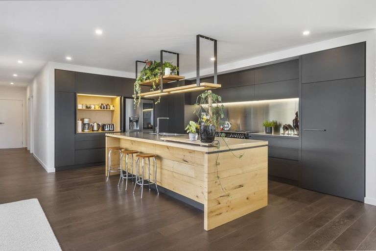 Photo of property in 102 Hall Road, Bannockburn, Cromwell, 9384