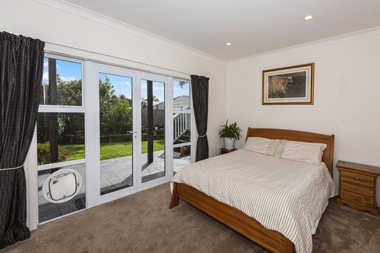 Photo of property in 344b One Tree Point Road, One Tree Point, 0118