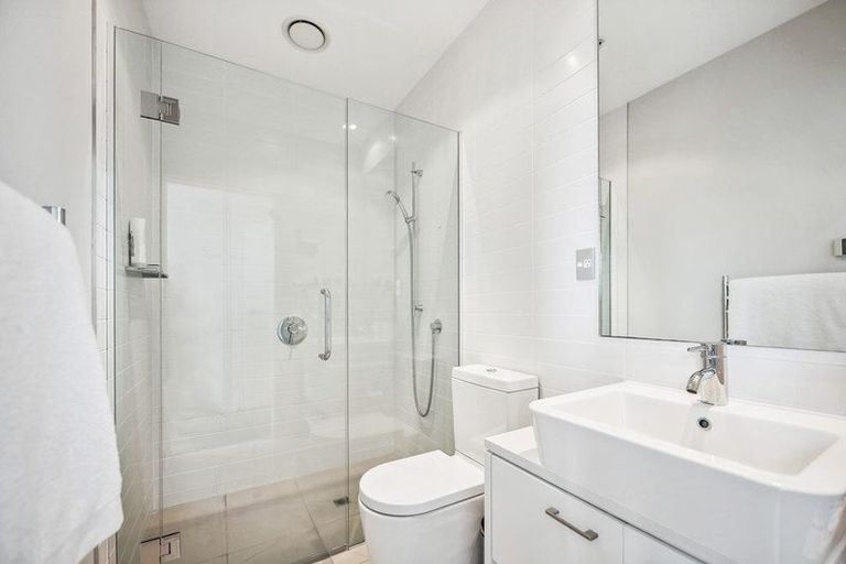 Photo of property in Sentinel Apartments, 1804/3 Northcroft Street, Takapuna, Auckland, 0622