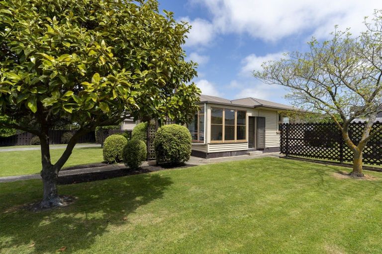 Photo of property in 29 East Belt, Rangiora, 7400