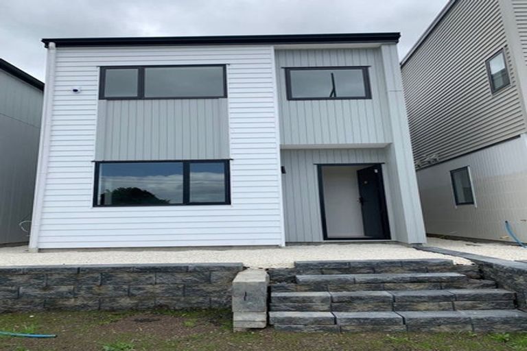 Photo of property in 155 Grove Road, Papakura, 2110