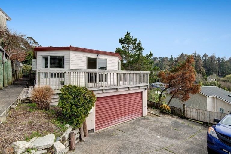 Photo of property in 2/26 Kestrel Heights, Arkles Bay, Whangaparaoa, 0932