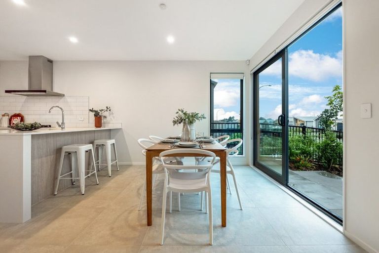 Photo of property in 43 Ngakoro Road, Karaka, Papakura, 2113