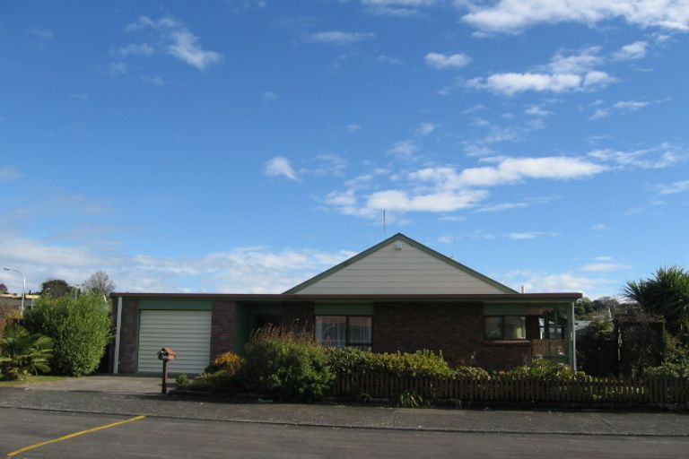 Photo of property in 3 Courtney Avenue, Dinsdale, Hamilton, 3204