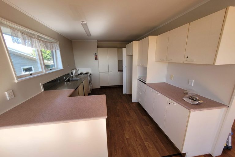 Photo of property in 12 Ruawai Road, Mount Wellington, Auckland, 1060