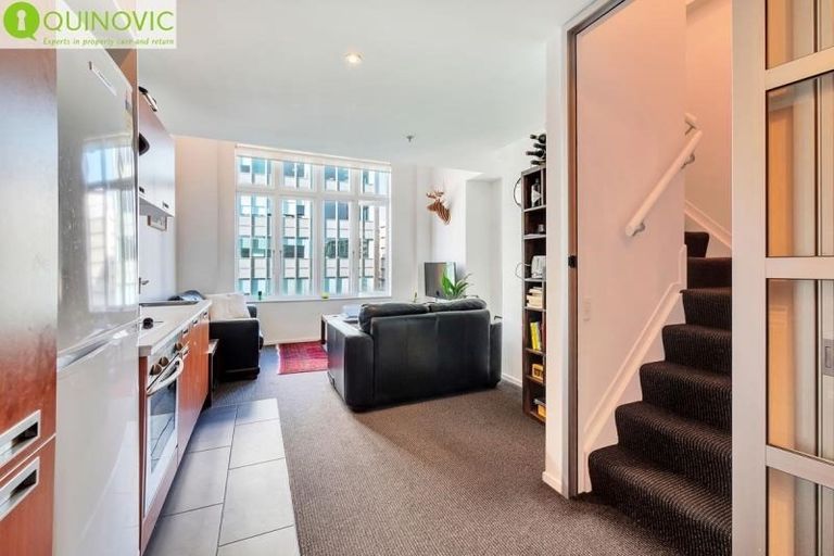 Photo of property in 6 Victoria Street, Hawera, 4610