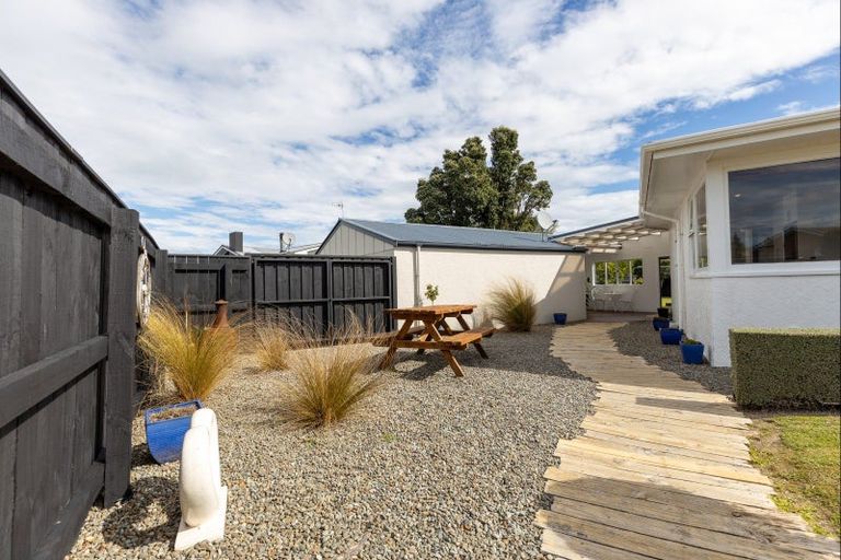 Photo of property in 282 Tremaine Avenue, Takaro, Palmerston North, 4412