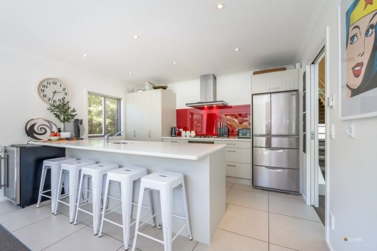 Photo of property in 144a Tirohanga Road, Tirohanga, Lower Hutt, 5010