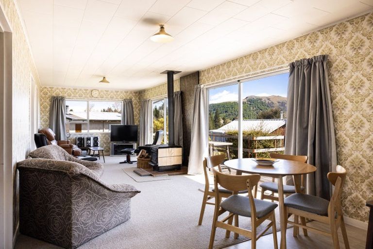 Photo of property in 19 Murray Place, Lake Tekapo, 7999