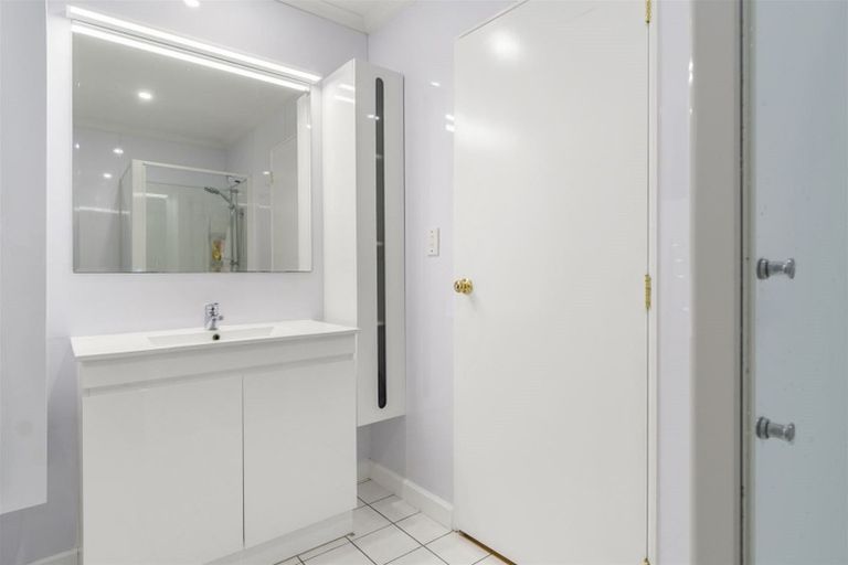 Photo of property in 310b Oceanbeach Road, Mount Maunganui, 3116